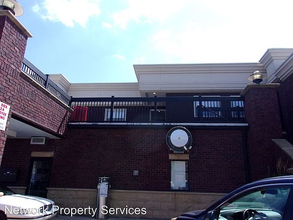 2nd image of 509 N Martin St APT 3