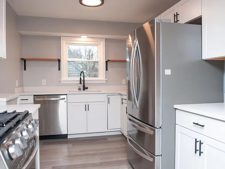 1 Sunnymede Dr #1 — Photo 6