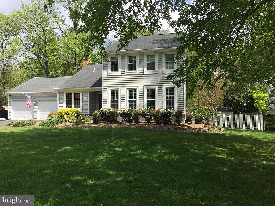 1st image of 8891 McNair Dr