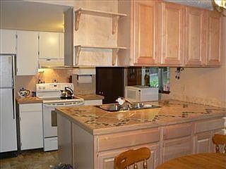 2nd image of 499 NE Conifer Dr