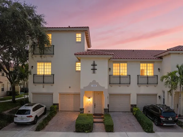1020 E LONGPORT Circle #6B, Delray Beach, FL 33444
