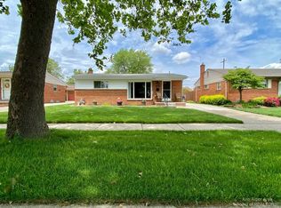 13732 Peach St, Southgate, MI 48195