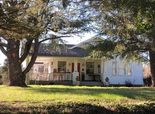 2648 Meadowood Dr, Winston Salem, NC 27107