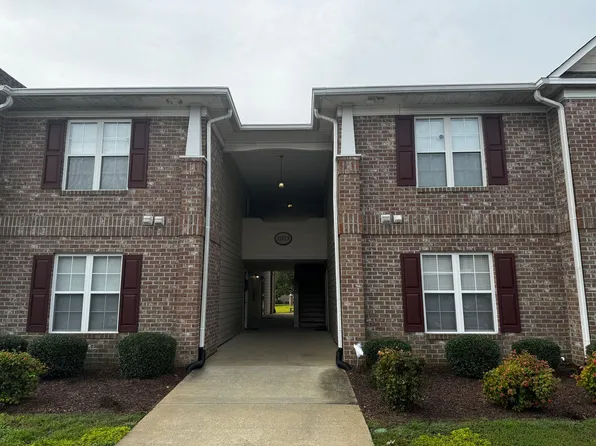 1811 Balmoral Dr APT 203, Fayetteville, NC 28304
