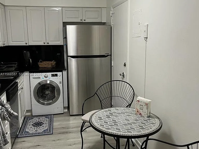 6770 Indian Creek Dr #5C — Photo 15