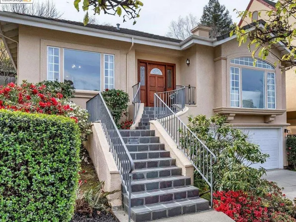 4817 Proctor Ave, Oakland, CA 94618