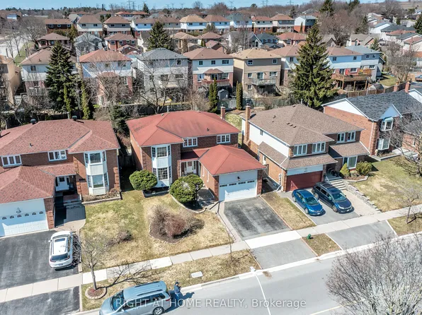 1657 Dellbrook Ave, Pickering, ON L1X 2E7