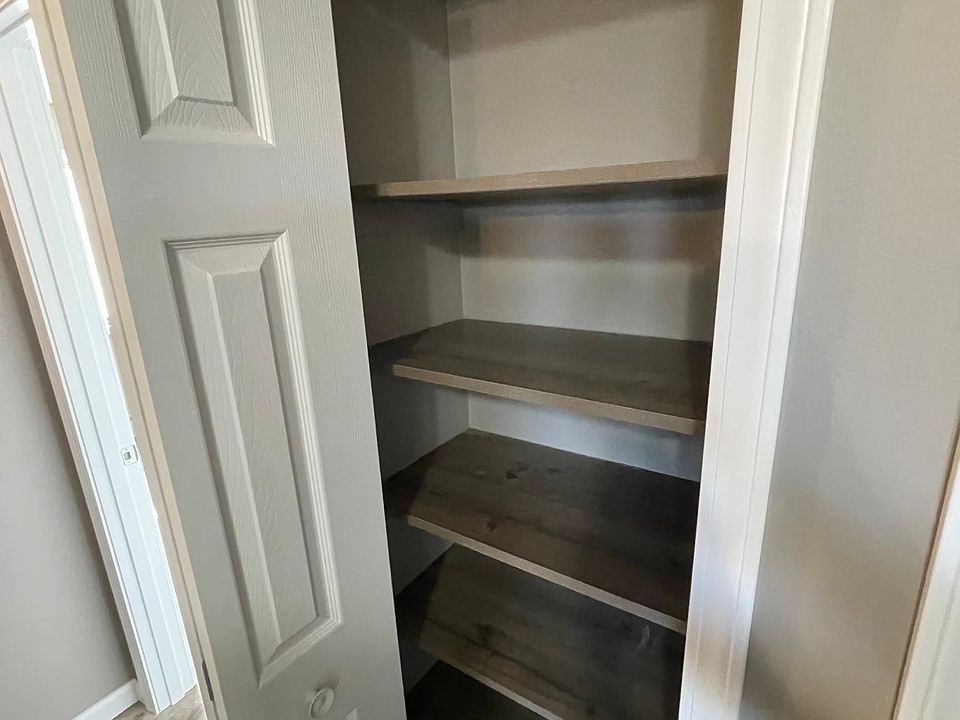 Remodeled 2x1 Pantry