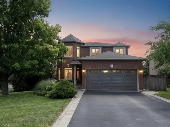 470 Amanda Cres, Burlington, ON L7L 6H5