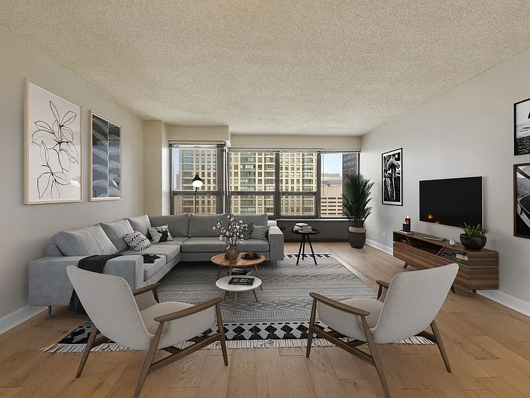 30 E Huron St #1814 — Photo 4