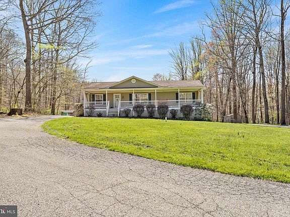 3rd image of 458 Tonys Rd