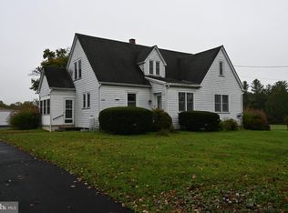 2534 Church Ln, Kintnersville, PA 18930