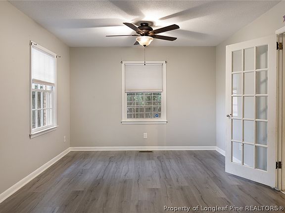 5th image of 405 Lancaster Rd