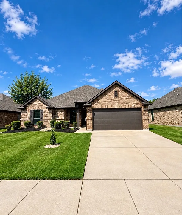 1105 Serendipity Cir