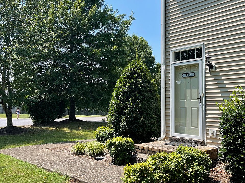 1st image of 407 Newport Meadows Cir