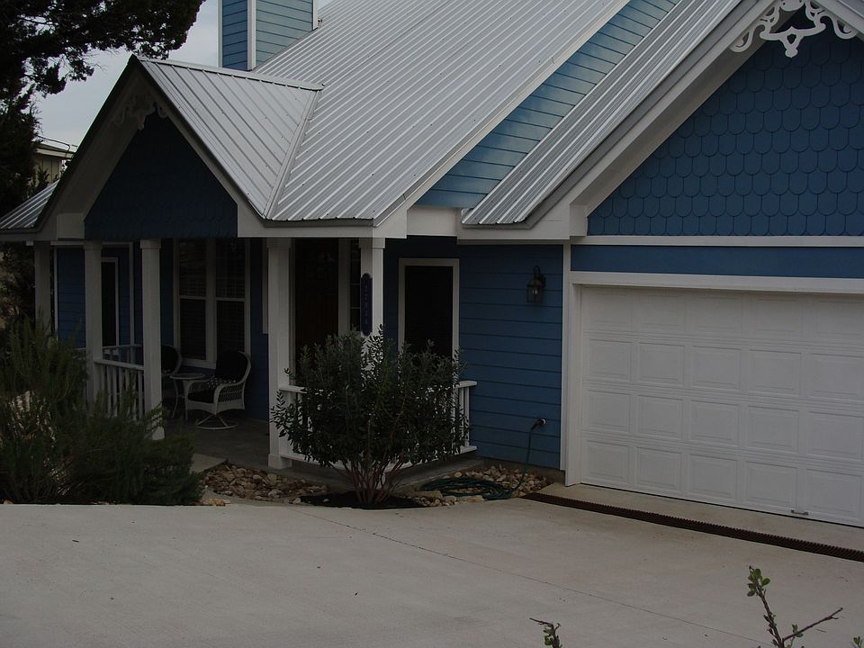 1st image of 22036 Moulin Dr