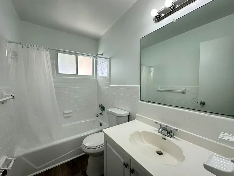 3720 NE 22nd Ave #12 — Photo 15