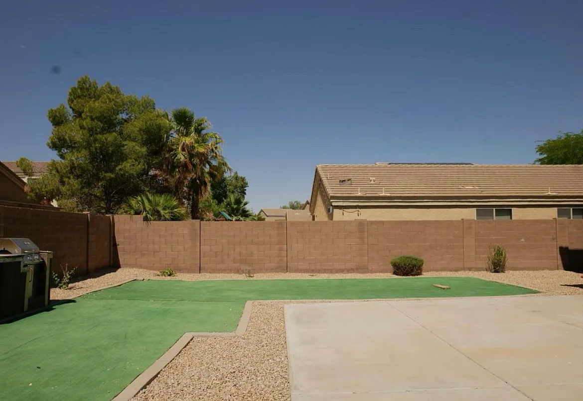 43241 W Kristal Ln — Photo 2