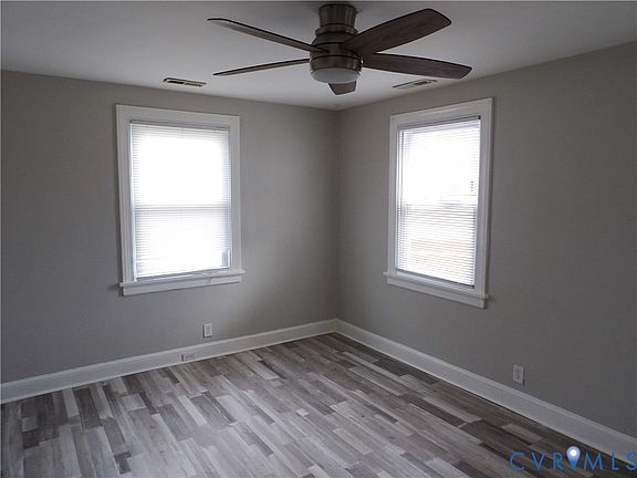 5th image of 2710 Wellington St