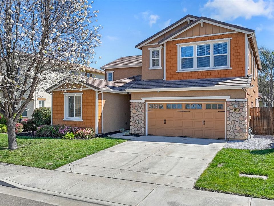 1st image of 1628 Sentinel Dr