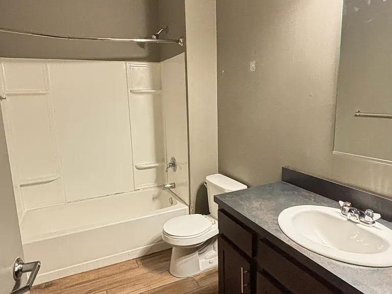 170 Florida St #202 — Photo 6