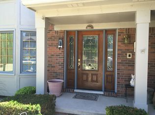 6556 Woodmere Dr, Canton, MI 48187