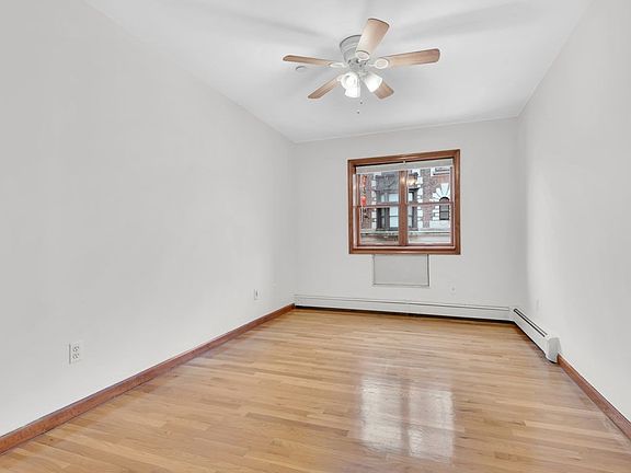 2nd image of 1043 47th Ave APT 2A