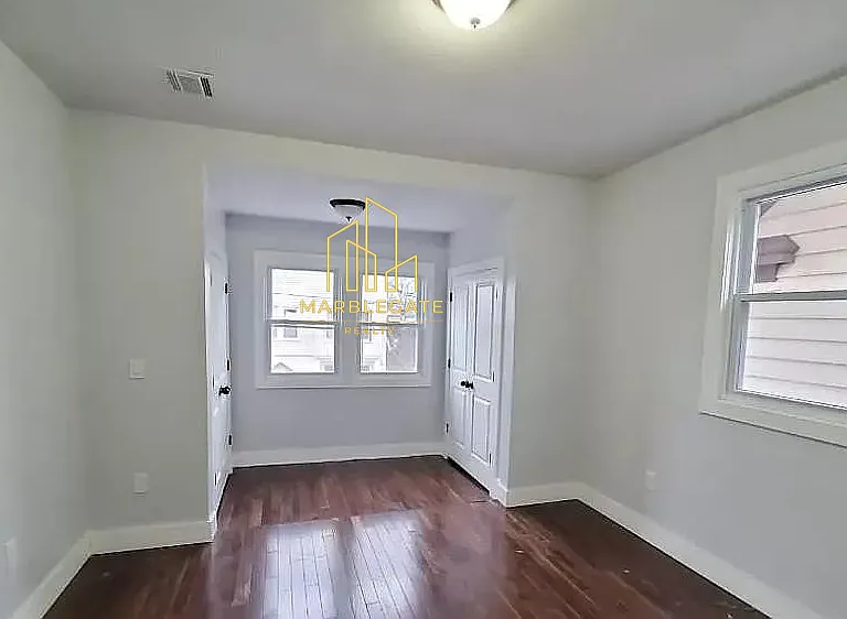 179 21st St #33 — Photo 5