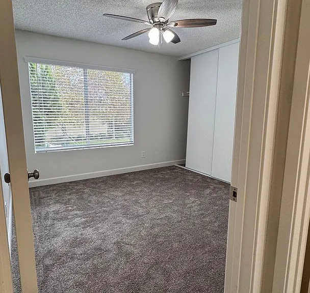 166 S Lincoln S — Photo 4