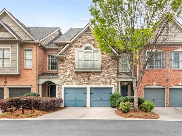 5452 Wentworth St, Sandy Springs, GA 30342