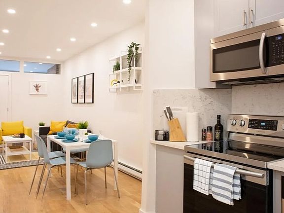 3rd image of 759 Manhattan Ave APT 4