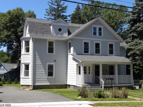 351 Godwin Ave, Midland Park Boro, NJ 07432