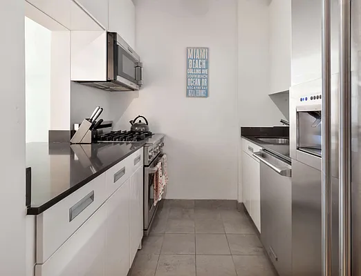 Rented by Compass | media 19