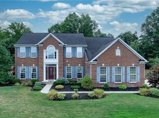 3401 Orchestra St, Cuyahoga Falls, OH 44223