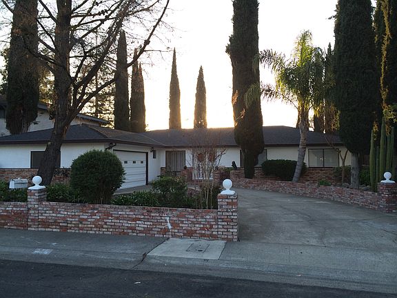 3rd image of 8294 Carlin Ave