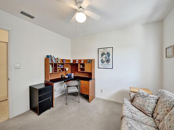5th image of 15301 Pembridge Avenue #75