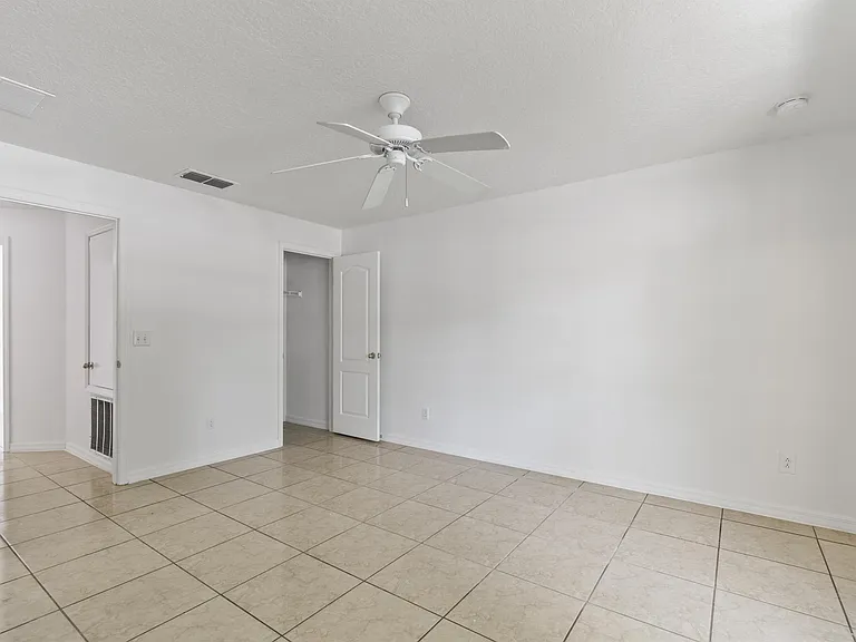 108 Sundown Ct — Photo 13
