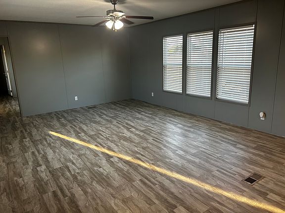 2nd image of 20427 Fernbush Dr #552