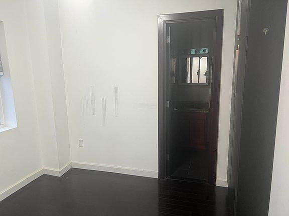 3rd image of 92 Canal St Unit 12C
