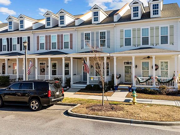 2nd image of 718 Shine Ave. #718