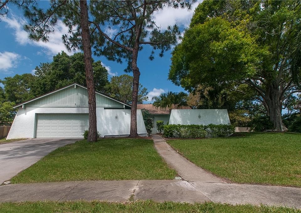 1st image of 1544 Huntington Ct