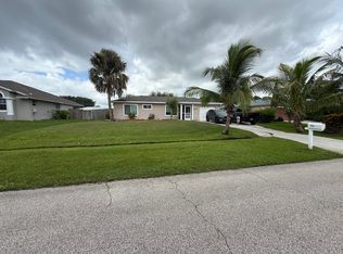 313 SW Majestic Ter, Port Saint Lucie, FL 34984