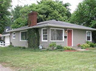 901 Kingsley Ave, Saint Joseph, MI 49085