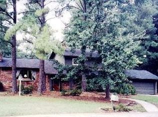 1215 Pioneer Ct, Cary, NC 27511