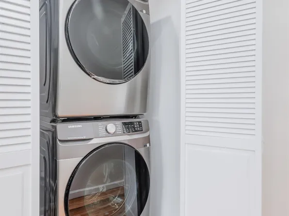 85 Myrtle Avenue image 12 of 28