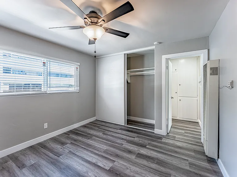 2777 Nimitz Blvd — Photo 20