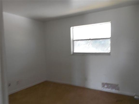 4th image of 101 NE 41st St #16-A
