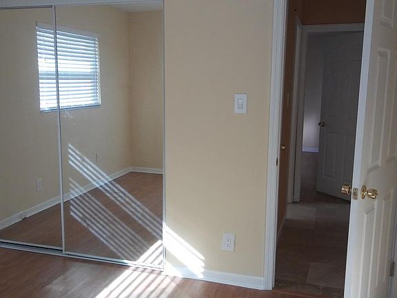 5th image of 611 90th Ave N