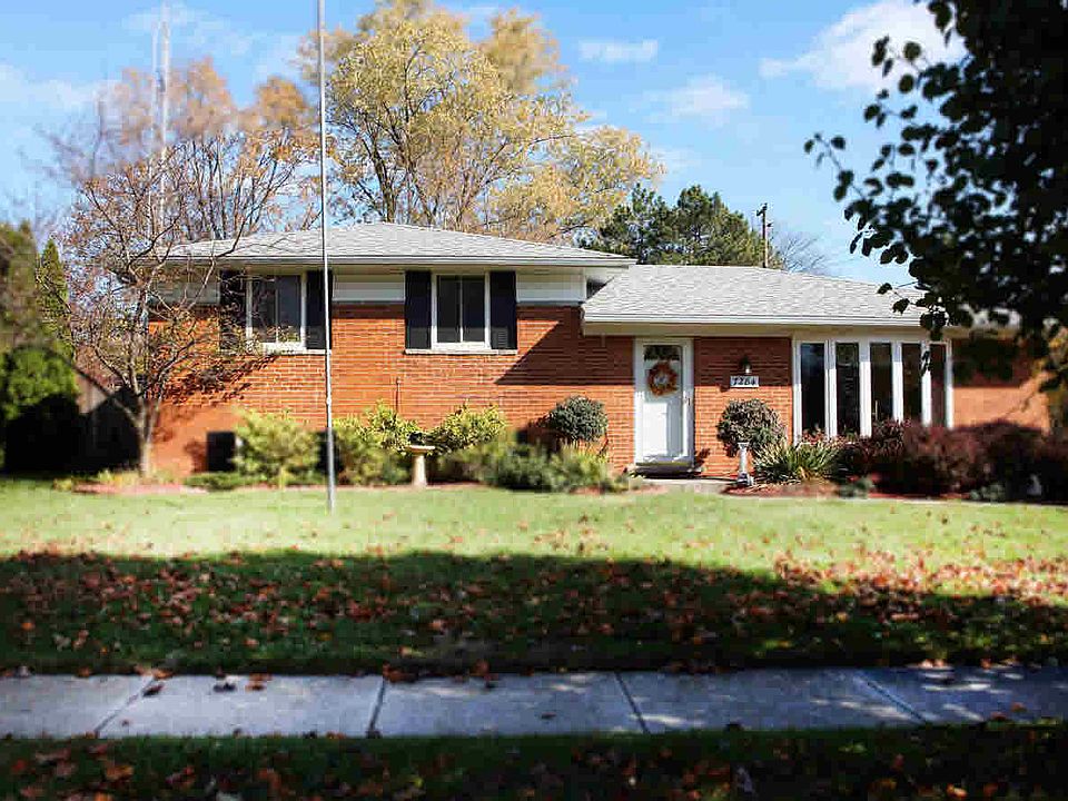 1st image of 7284 Colonial Dr