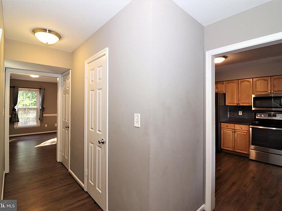 2nd image of 405 Denning Ct